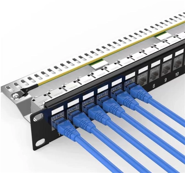What optical attenuation level is required to connect a beam splitter cable