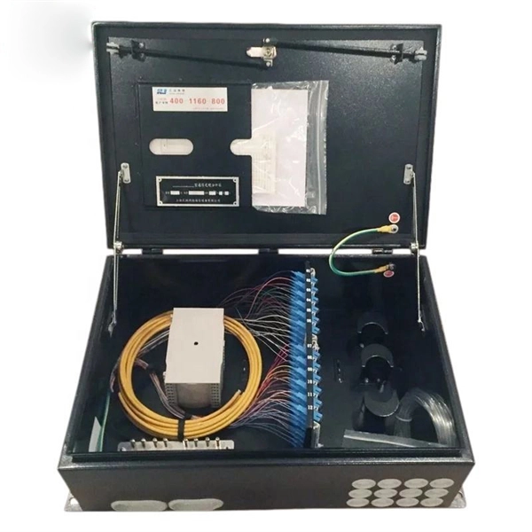 Fiber optic cable connecting tower equipment