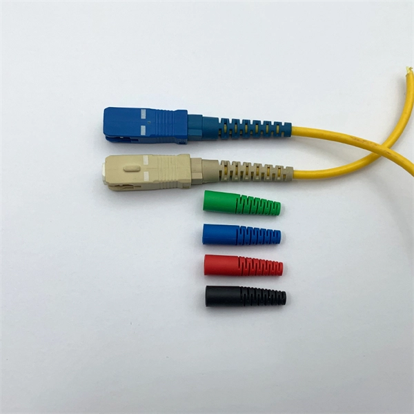Fiber optic cable not connected to patch cord