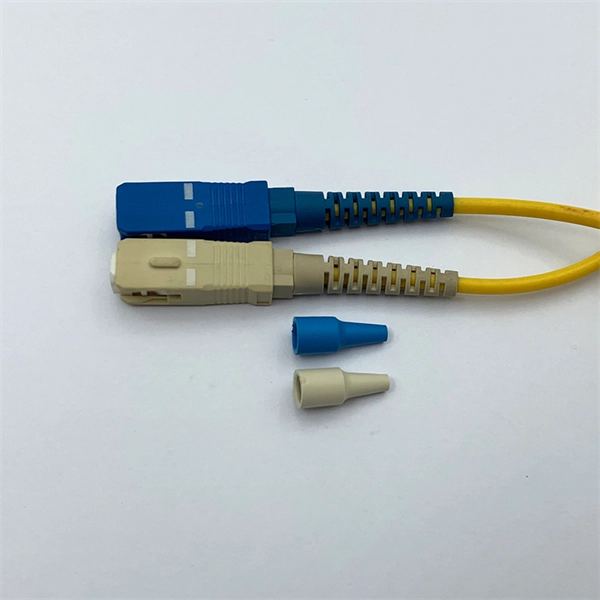 Fiber optic transceivers single-port and dual-port single-mode multimode