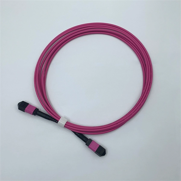Fiber optic pigtail connector FC