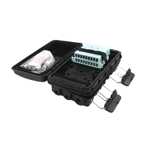 Is it safe to open the door of an explosion-proof electrical distribution box