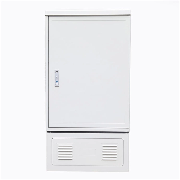 Grounding bar in household electrical distribution box